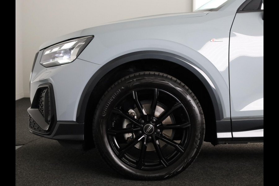 Audi Q2 35 TFSI S Edition 150pk | Private lease vanaf € 681,- per maand | Trekhaak | 18 inch Lichtmetalen velgen | Stoelverwarming | S-line interieur | Matrix Led | Verlengde garantie