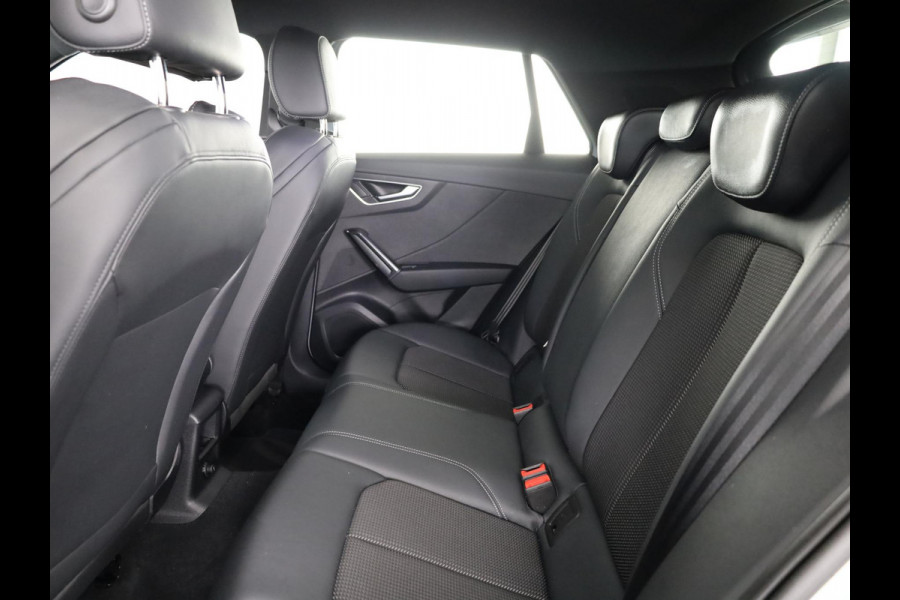 Audi Q2 35 TFSI S Edition 150pk | Private lease vanaf € 681,- per maand | Trekhaak | 18 inch Lichtmetalen velgen | Stoelverwarming | S-line interieur | Matrix Led | Verlengde garantie