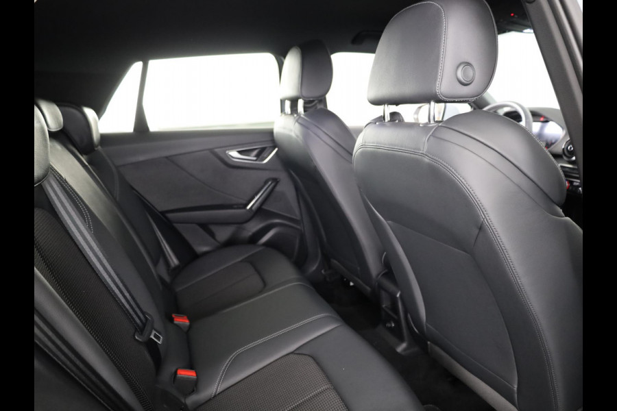 Audi Q2 35 TFSI S Edition 150pk | Private lease vanaf € 681,- per maand | Trekhaak | 18 inch Lichtmetalen velgen | Stoelverwarming | S-line interieur | Matrix Led | Verlengde garantie