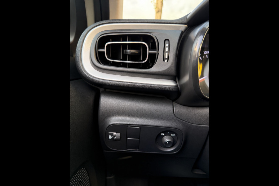 Citroën C3 1.2 PureTech Shine Edition - AUTOMAAT I Apple CarPaly/Navigatie I Airco I PDC I LED I Sport velgen I Dealer onderhouden