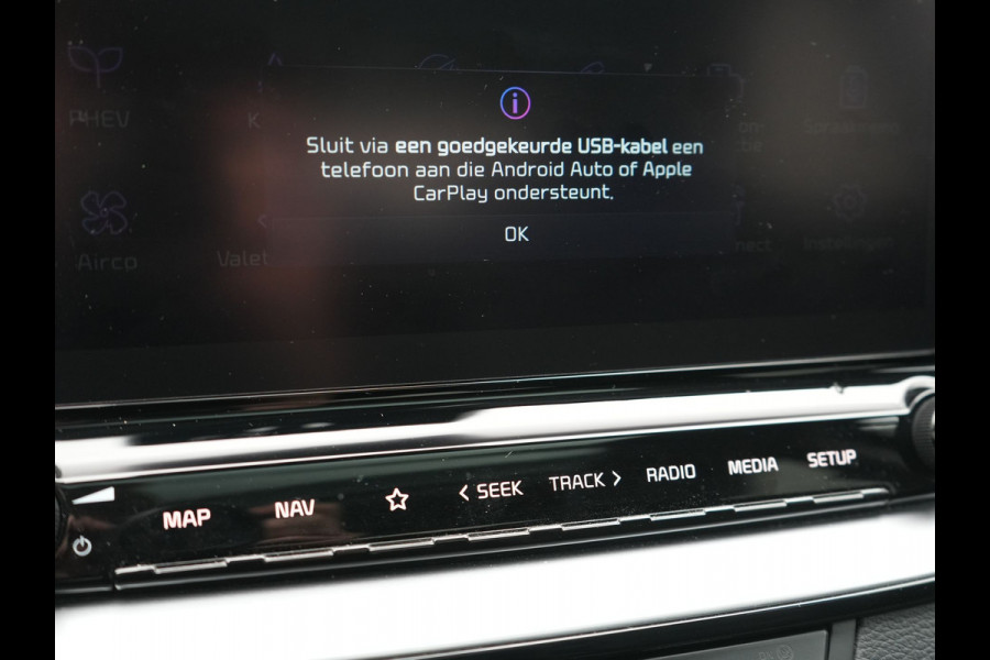 Kia Xceed 1.6 GDi PHEV ExecutiveLine 141pk Dealer O.H. | Panodak | Adaptive Cruise | Camera | Lederen Sportstoelen Memory & Ventilatie | Stoelen & Stuur Verwarmd | Keyless | BLIS | Apple Carplay | Navigatie | DAB | Plug In Hybrid |