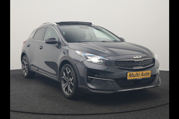 Kia Xceed 1.6 GDi PHEV ExecutiveLine 141pk Dealer O.H. | Panodak | Adaptive Cruise | Camera | Lederen Sportstoelen Memory & Ventilatie | Stoelen & Stuur Verwarmd | Keyless | BLIS | Apple Carplay | Navigatie | DAB | Plug In Hybrid |