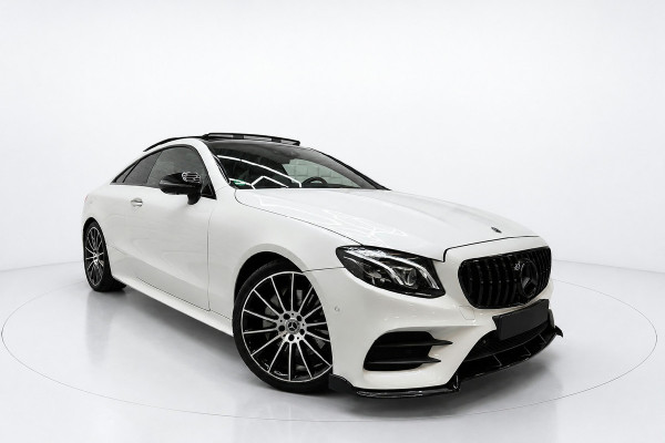 Mercedes-Benz E-Klasse Coupé 200 AMG NIGHT PANO 360 CAM