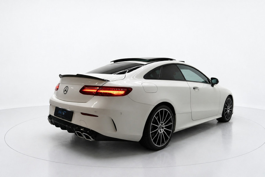 Mercedes-Benz E-Klasse Coupé 200 AMG NIGHT PANO 360 CAM