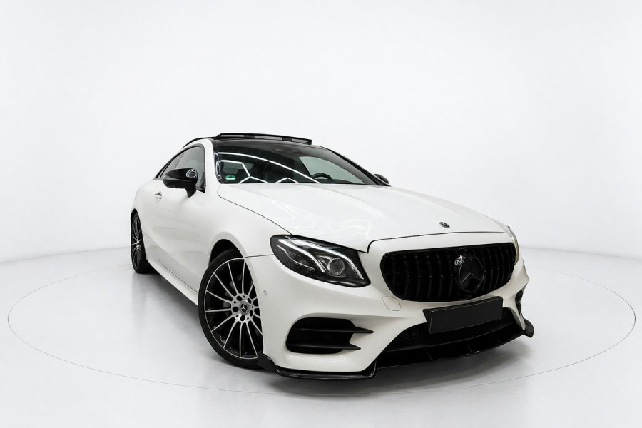 Mercedes-Benz E-Klasse Coupé 200 AMG NIGHT PANO 360 CAM