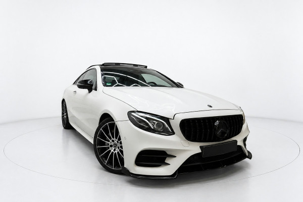 Mercedes-Benz E-Klasse Coupé 200 AMG NIGHT PANO 360 CAM