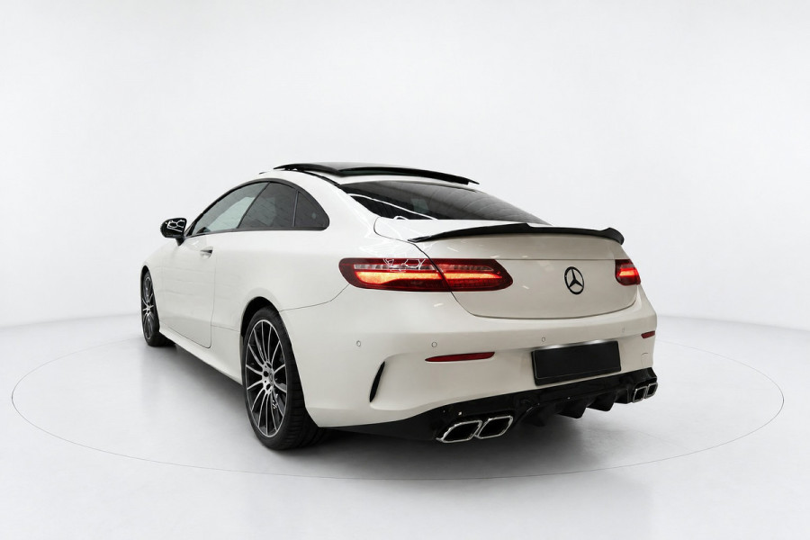 Mercedes-Benz E-Klasse Coupé 200 AMG NIGHT PANO 360 CAM