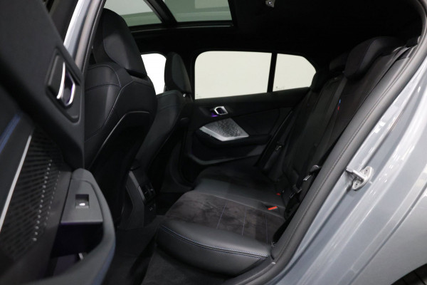 BMW 1-serie 120 M Sport 170+PK LASER/VIRTUAL/SFEER/PANO/HUD/HARMAN/HALF LEDER+S.VERWARMING/CAM/ACC/ECC/FABRIEKSGARANTIE!