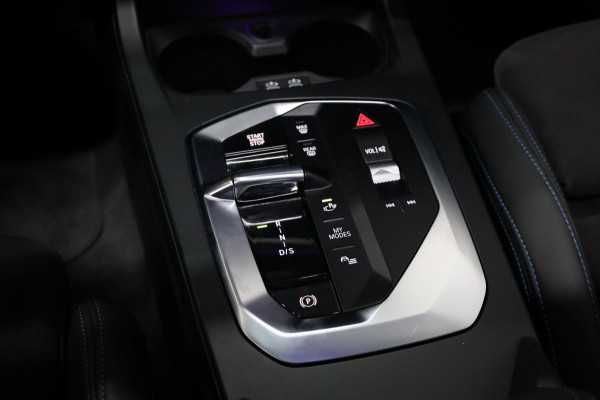 BMW 1-serie 120 M Sport 170+PK LASER/VIRTUAL/SFEER/PANO/HUD/HARMAN/HALF LEDER+S.VERWARMING/CAM/ACC/ECC/FABRIEKSGARANTIE!