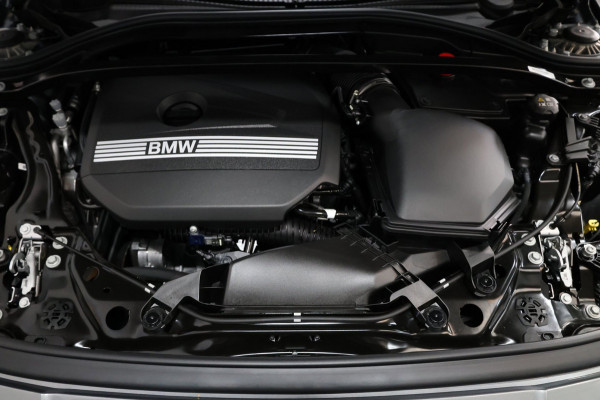 BMW 1-serie 120 M Sport 170+PK LASER/VIRTUAL/SFEER/PANO/HUD/HARMAN/HALF LEDER+S.VERWARMING/CAM/ACC/ECC/FABRIEKSGARANTIE!