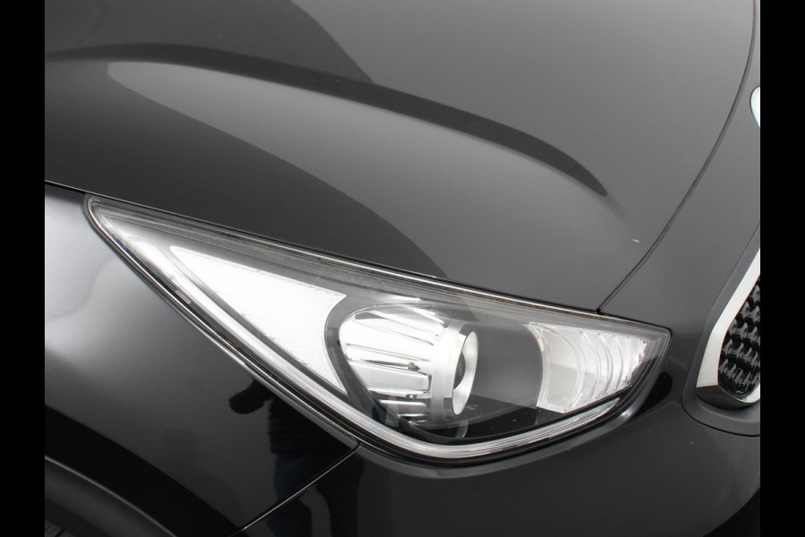 Kia Niro 1.6 GDi Hybrid ExecutiveLine Automaat Climate control Cruise control Trekhaak Camera Lichtmetalen velgen Navigatie Stoelverwarming Stoelverkoeling Stuurverwarming