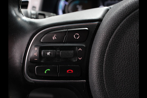 Kia Niro 1.6 GDi Hybrid ExecutiveLine Automaat Climate control Cruise control Trekhaak Camera Lichtmetalen velgen Navigatie Stoelverwarming Stoelverkoeling Stuurverwarming