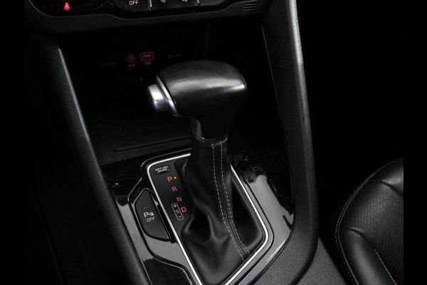 Kia Niro 1.6 GDi Hybrid ExecutiveLine Automaat Climate control Cruise control Trekhaak Camera Lichtmetalen velgen Navigatie Stoelverwarming Stoelverkoeling Stuurverwarming