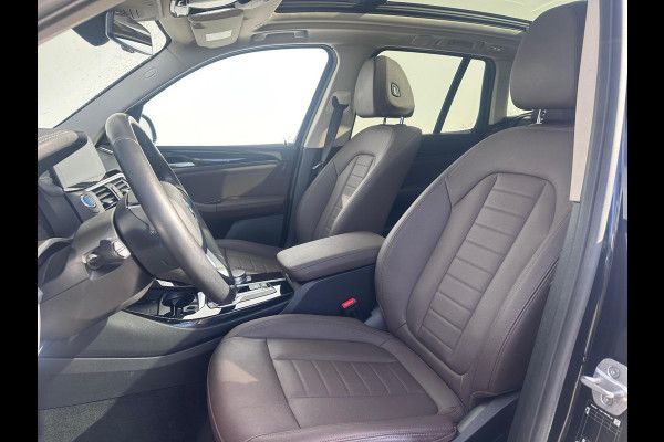 BMW iX3 Executive 80 kWh NL-AUTO | PANODAK | TREKHAAK| SOH 97,3%