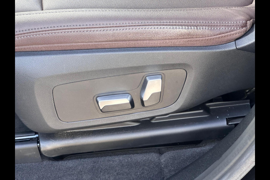 BMW iX3 Executive 80 kWh NL-AUTO | PANODAK | TREKHAAK| SOH 97,3%
