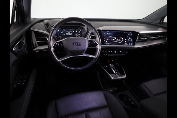 Audi Q4 e-tron 40 Advanced edition 77 kWh 204 pk S-tronic | Private lease vanaf € 824,- per maand | Navigatie | Parkeersensoren (Park assist) | Achteruitrijcamera | Adaptieve cruise control | Sonos geluidssysteem | Lederen bekleding | S-Line (exterieur) |