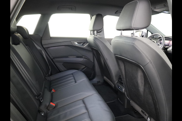 Audi Q4 e-tron 40 Advanced edition 77 kWh 204 pk S-tronic | Private lease vanaf € 824,- per maand | Navigatie | Parkeersensoren (Park assist) | Achteruitrijcamera | Adaptieve cruise control | Sonos geluidssysteem | Lederen bekleding | S-Line (exterieur) |