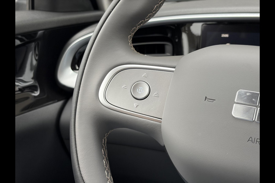 GEELY E2 Max 47 kWh 115 PK | VOORRAAD! | 345 Km actieradius | Verwarmbare voorstoelen en stuurwiel | Achteruitrijcamera en parkeersensoren achter | 8,8" digitaal instrumentenpaneel en 14,6" multimediascherm met Flyme Auto