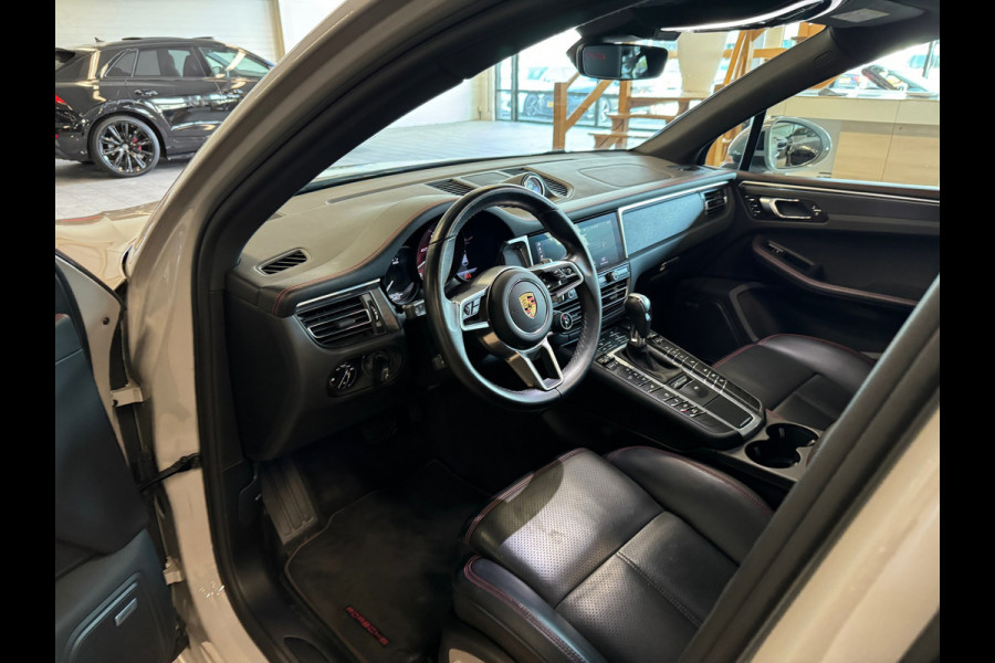Porsche Macan 2.9 GTS Pano|Sportdesign|Chrono|Luchtv|Trekhaak