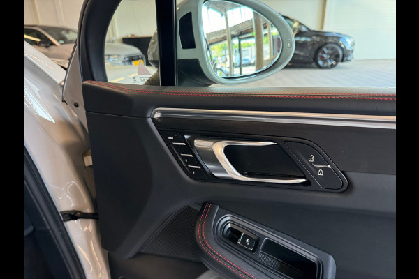 Porsche Macan 2.9 GTS Pano|Sportdesign|Chrono|Luchtv|Trekhaak