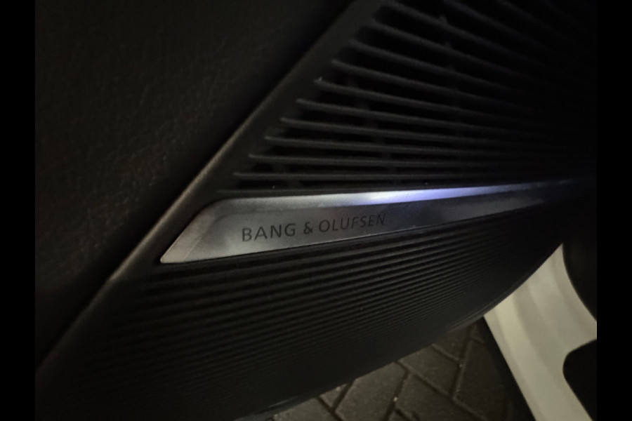 Audi Q8 55 TFSI quattro S Line Pano|BTW|B&O|RS Seat|HuD|Keyless