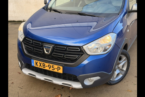 Dacia Lodgy 1.3 TCe Stepway 7P CarPlay Cruise 3x isofix Stoelverwarming