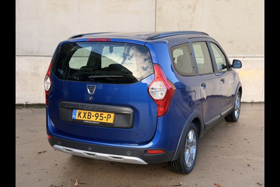 Dacia Lodgy 1.3 TCe Stepway 7P CarPlay Cruise 3x isofix Stoelverwarming