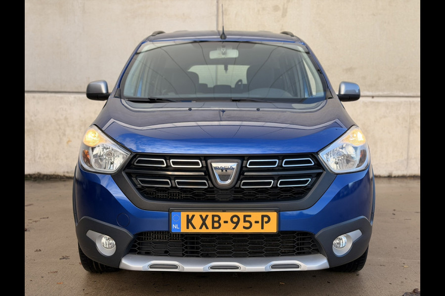 Dacia Lodgy 1.3 TCe Stepway 7P CarPlay Cruise 3x isofix Stoelverwarming