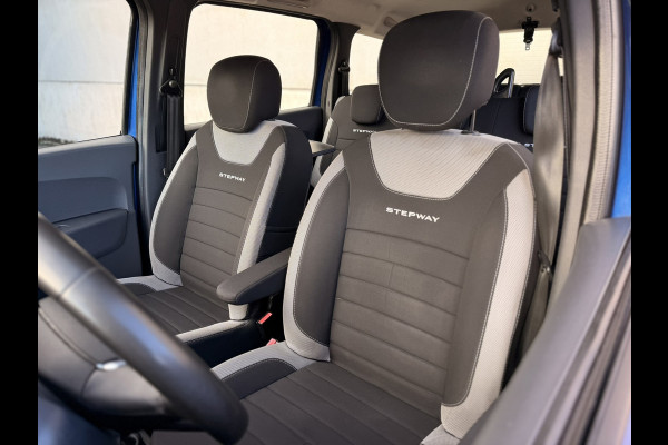 Dacia Lodgy 1.3 TCe Stepway 7P CarPlay Cruise 3x isofix Stoelverwarming
