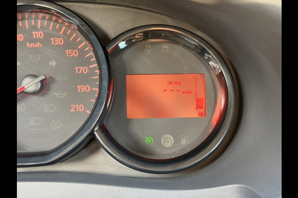 Dacia Lodgy 1.3 TCe Stepway 7P CarPlay Cruise 3x isofix Stoelverwarming