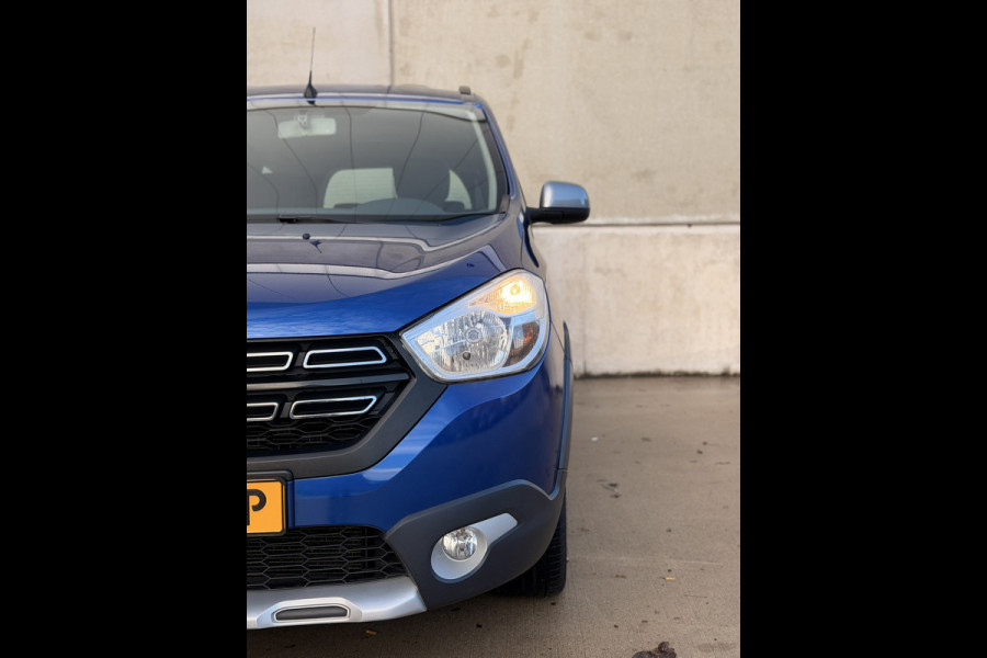 Dacia Lodgy 1.3 TCe Stepway 7P CarPlay Cruise 3x isofix Stoelverwarming
