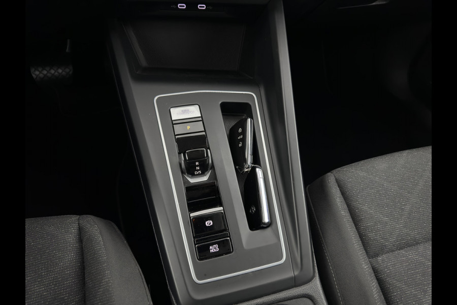 Volkswagen Golf Variant 2.0 TDI Life Business+ (INCL.BTW) Aut. *FULL-LED | ADAPTIVE-CRUISE | BLIND-SPOT | DIGI-COCKPIT | NAVI-FULLMAP | AMBIENT-LIGHT | COMFORT-SEATS | KEYLESS | DAB+ | PRIVACY-GLASS | ECC | PDC | TOWBAR | 16''ALU*