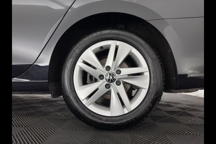 Volkswagen Golf Variant 2.0 TDI Life Business+ (INCL.BTW) Aut. *FULL-LED | ADAPTIVE-CRUISE | BLIND-SPOT | DIGI-COCKPIT | NAVI-FULLMAP | AMBIENT-LIGHT | COMFORT-SEATS | KEYLESS | DAB+ | PRIVACY-GLASS | ECC | PDC | TOWBAR | 16''ALU*