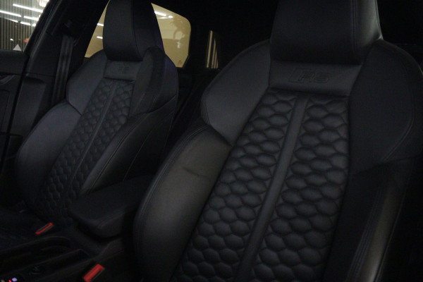 Audi RS3 Sportback 2.5 TFSI quattro PANO/400PK/PERFORMANCE/B&O/HUD/VOL