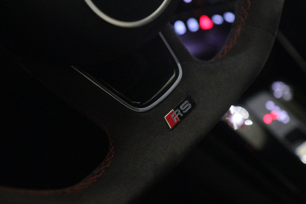 Audi RS3 Sportback 2.5 TFSI quattro PANO/400PK/PERFORMANCE/B&O/HUD/VOL
