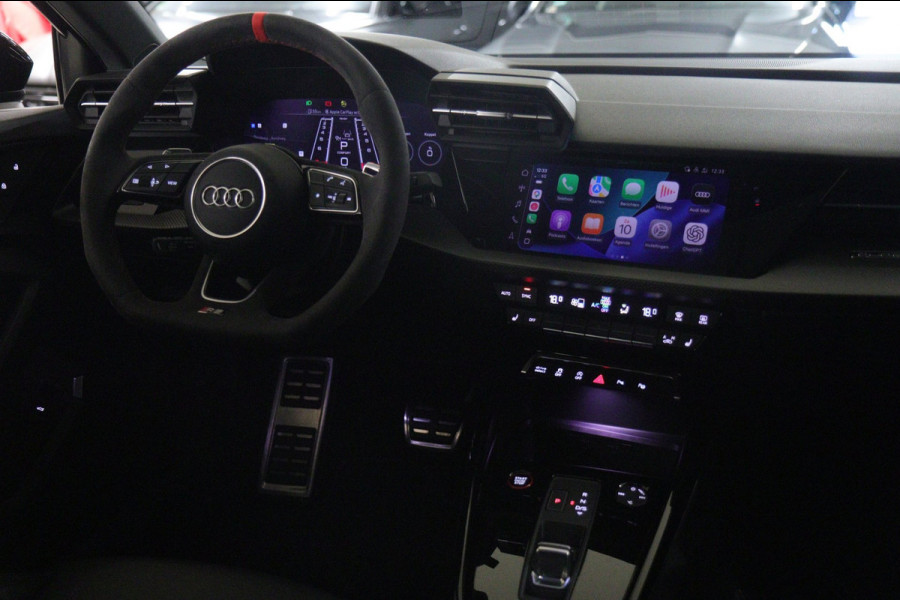 Audi RS3 Sportback 2.5 TFSI quattro PANO/400PK/PERFORMANCE/B&O/HUD/VOL