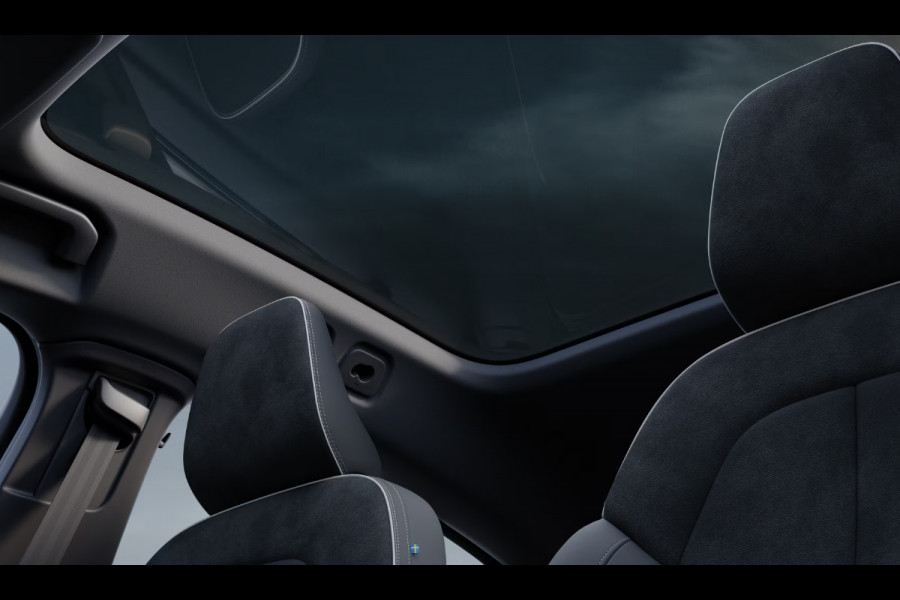 Volvo EC40 Single Motor Extended Range Plus Europa 82 kWh 360 Camera/ Panoramadak/ Harman Kardon audio/ Adaptive cruise control/ Pilot Assist/ Google Services/ 20" Lichtmetalen velgen