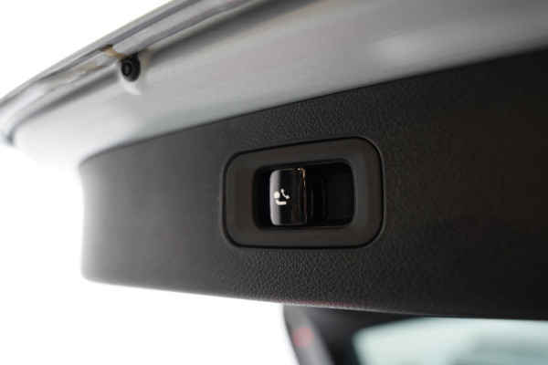 Mercedes-Benz E-Klasse Estate 300 de 4MATIC PANO HYPERSCREEN