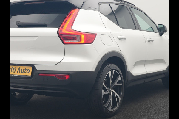 Volvo XC40 T5 Recharge R-Design PHEV 262pk | Panodak | Adaptive Cruise | Camera | Alcantara Sportstoelen Memory & Verwarmd | Stuur Verwarmd | Keyless | BLIS | Apple Carplay | Navigatie | DAB | 20"L.M | Plug in Hybrid |