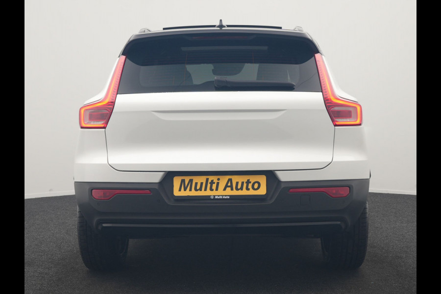 Volvo XC40 T5 Recharge R-Design PHEV 262pk | Panodak | Adaptive Cruise | Camera | Alcantara Sportstoelen Memory & Verwarmd | Stuur Verwarmd | Keyless | BLIS | Apple Carplay | Navigatie | DAB | 20"L.M | Plug in Hybrid |