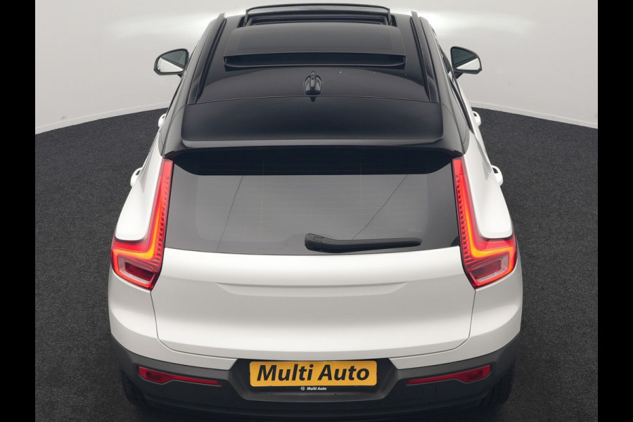 Volvo XC40 T5 Recharge R-Design PHEV 262pk | Panodak | Adaptive Cruise | Camera | Alcantara Sportstoelen Memory & Verwarmd | Stuur Verwarmd | Keyless | BLIS | Apple Carplay | Navigatie | DAB | 20"L.M | Plug in Hybrid |