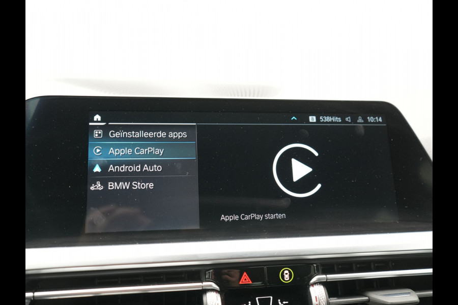 BMW 3 Serie Touring 330e xDrive Sportline PHEV 293pk Dealer O.H | SOH 87,9% | Trekhaak Af Fabriek | Camera | Lederen Sportstoelen Verwarmd | Apple Carplay | Sfeerverlichting | Navigatie | Virtual | Cruise Control | DAB | 18"L.M | Plug In Hybrid |