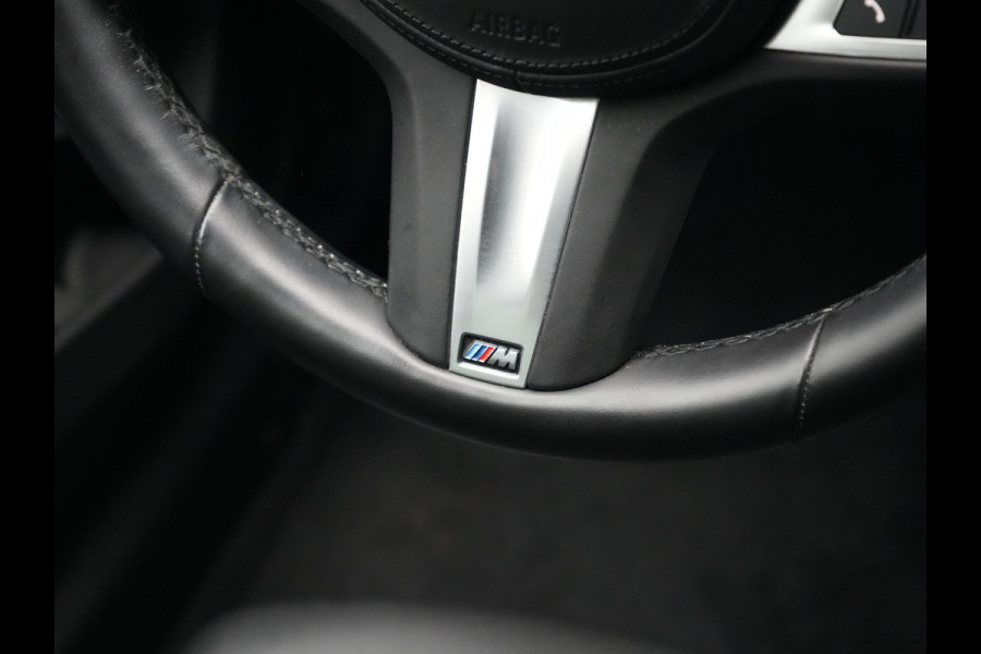 BMW 3 Serie Touring 330e xDrive Sportline PHEV 293pk Dealer O.H | SOH 87,9% | Trekhaak Af Fabriek | Camera | Lederen Sportstoelen Verwarmd | Apple Carplay | Sfeerverlichting | Navigatie | Virtual | Cruise Control | DAB | 18"L.M | Plug In Hybrid |