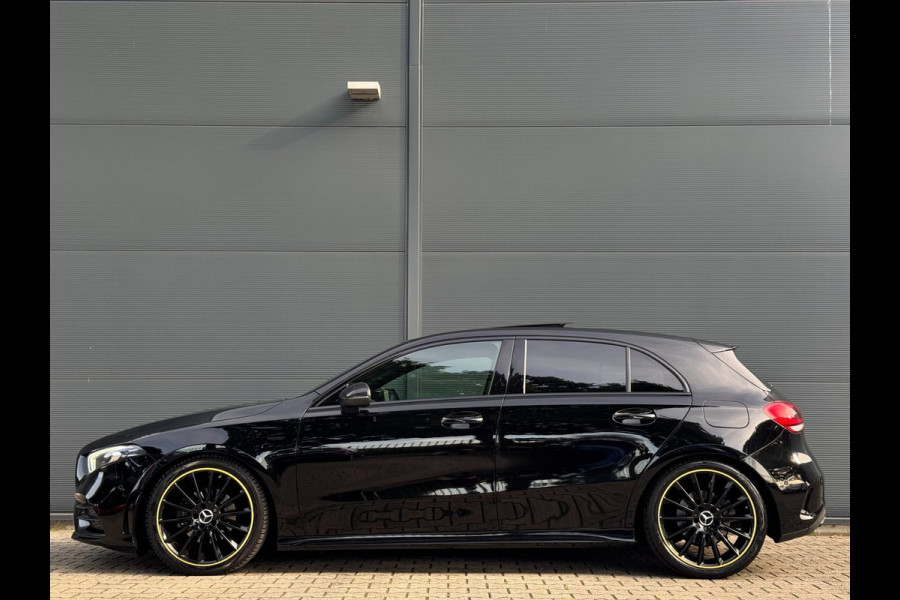 Mercedes-Benz A-Klasse 200 AMG / EDITION 1 / FULL OPTIONS / PANO / BURMESTER / LEDER / CARBON / SFEER / CAMERA / KEYLESS / DAB+ !