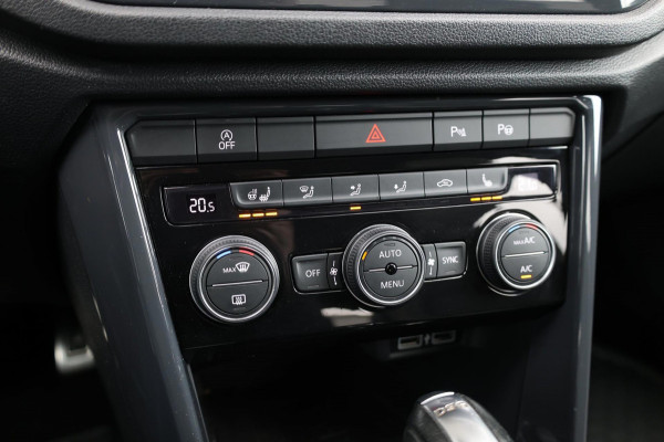 Volkswagen T-Roc 2.0 TSI 4Motion 190+PK R-LINE LED/VIRTUAL/SFEER/PANO/LEER+S.VERWARMING/19" LMV/PDC/ACC/12 MND GARANTIE!