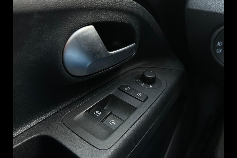 Volkswagen up! 1.0 TSI BMT cross up! IQ-Drive, Airco, Bluetooth, Cruise, Pano, Stoelverwarming, PDC