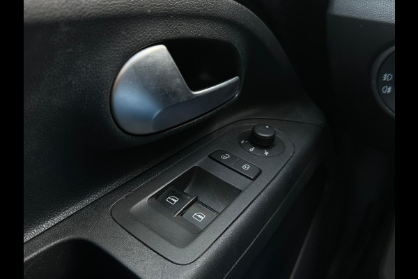 Volkswagen up! 1.0 TSI BMT cross up! IQ-Drive, Airco, Bluetooth, Cruise, Pano, Stoelverwarming, PDC