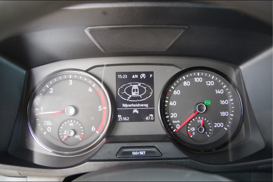Volkswagen Crafter 35 2.0 TDI L3H3(L2H2) AUT. MARGE! 2X SCHUIFDEUR, LED, 3-ZITS, STOELVERWARMING, ADAPT. CRUISE, CAMERA, NAVI, AIRCO, CARPLAY, DUBB
