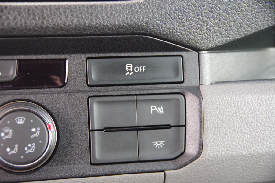 Volkswagen Crafter 35 2.0 TDI L3H3(L2H2) AUT. MARGE! 2X SCHUIFDEUR, LED, 3-ZITS, STOELVERWARMING, ADAPT. CRUISE, CAMERA, NAVI, AIRCO, CARPLAY, DUBB