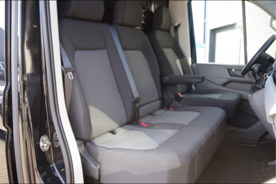 Volkswagen Crafter 35 2.0 TDI L3H3(L2H2) AUT. MARGE! 2X SCHUIFDEUR, LED, 3-ZITS, STOELVERWARMING, ADAPT. CRUISE, CAMERA, NAVI, AIRCO, CARPLAY, DUBB